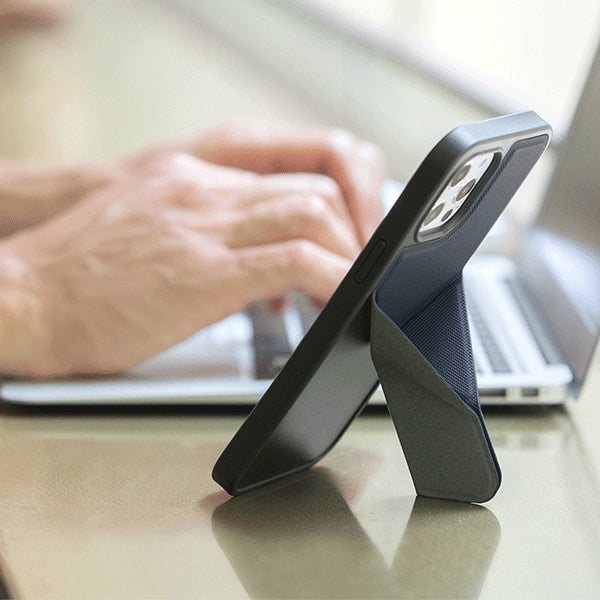 Uniq Transforma case for iPhone 12 mini - red