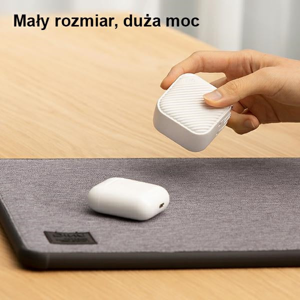 Uniq Verge Pro 66W GaN USB-C wall charger - white