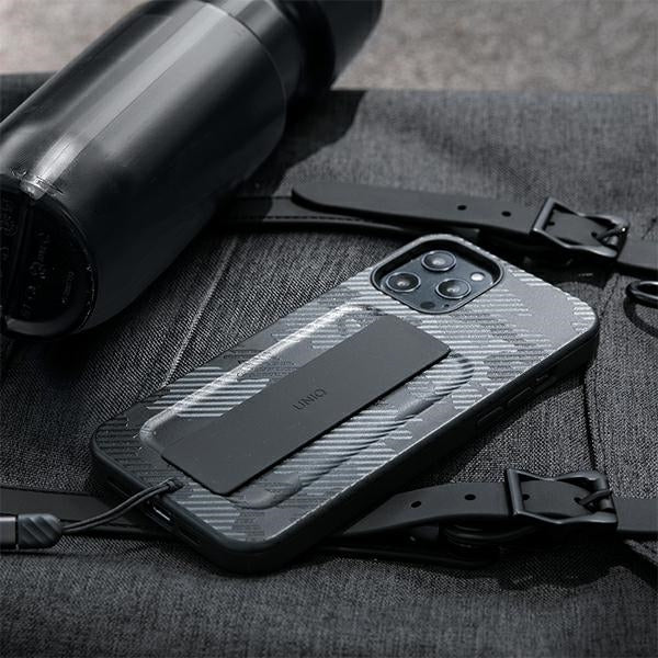 Uniq Heldro case for iPhone 12 / iPhone 12 Pro - black camouflage