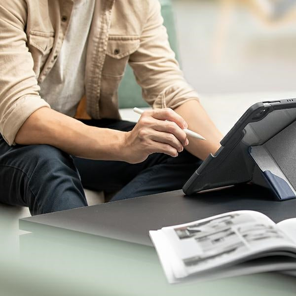 Uniq Trexa case for iPad Pro 11'' 2021/2020 - black