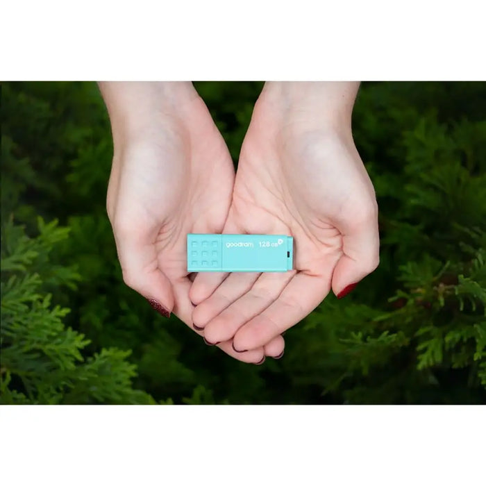 USB stick GoodRam UME3 Turquoise 32 GB (1 Unit) - USB флаш устройства<<<Компютър Мрежи и компоненти<<<Компютри|