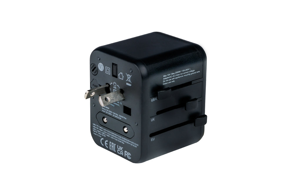 Verbatim UTA-02 Universal Travel Adapter with 1 x USB-C PD 20W / 1 x USB-A QC 3.0