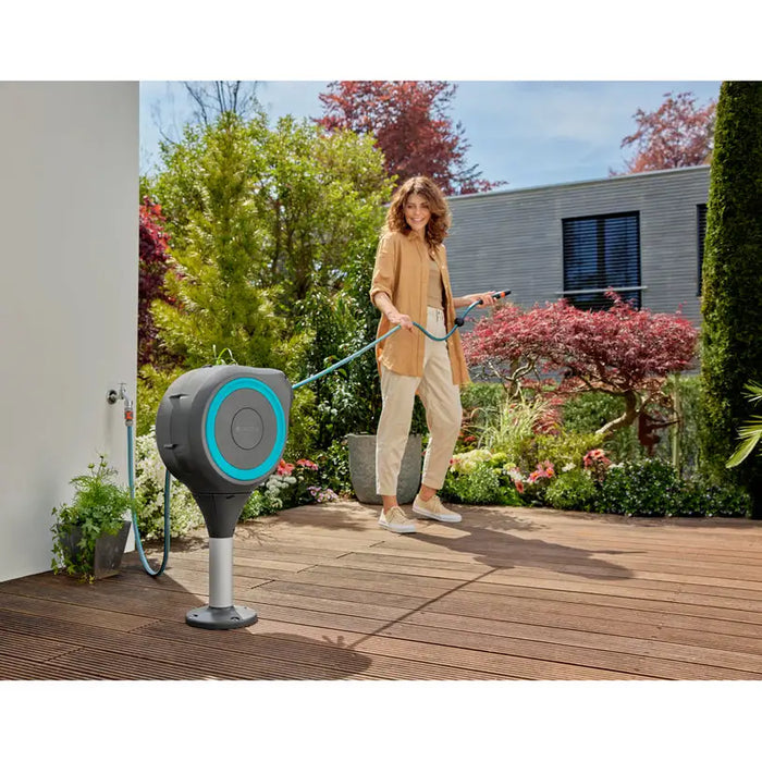 WALL BOX WITH HOSE ROLLUP M 20M GARDENA 18615-20 - Макари и колички<<<Напояване<<<Градина<<<Praktiker