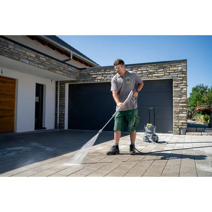 WATER SPRAY KARCHER HD 5/11 Classic - Водоструйки<<<Инструменти и железария<<<Praktiker