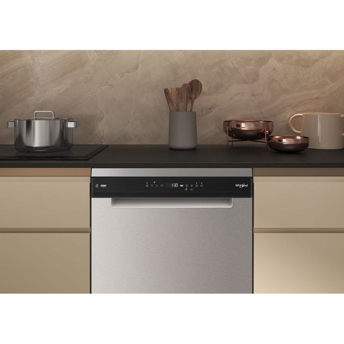 WHIRLPOOL MaxiSpace W7F HP43 X dishwasher