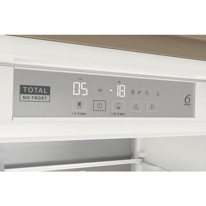 Built-in refrigerator Whirlpool WH SP70 T242 P
