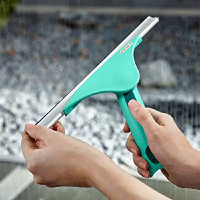 WINDSCREEN WIPER TELESCOPIC WITH MOVEABLE ARM 40CM LEIFHEIT - Продукти за почистване<<<Домашни