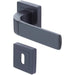 YALE BOLOGNA DOOR HANDLE - Обков за врати<<<Обков<<<Мебели и интериор<<<Praktiker&&&Обков за врати<<<Врати и