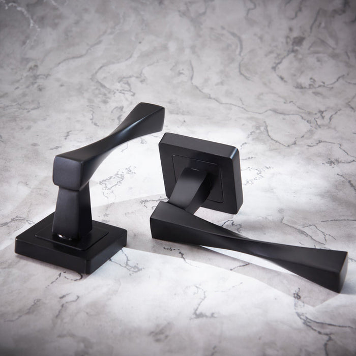 YALE VERONA DOOR HANDLE